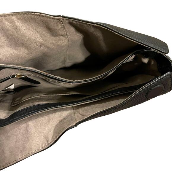 Vince Camuto Black Leather Hobo Shoulder Bag Gold Hardware Zip Lining - Picture 14 of 14